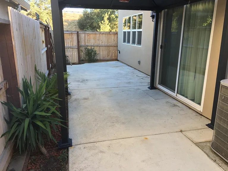 723 Phillipi Way — Photo 9