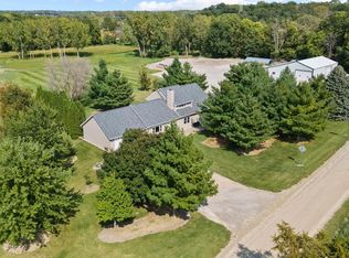 2491 122nd St, Moscow, IA 52760