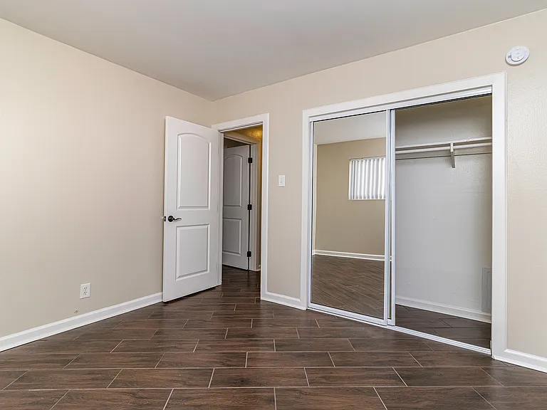 4040 Badillo Cir — Photo 17