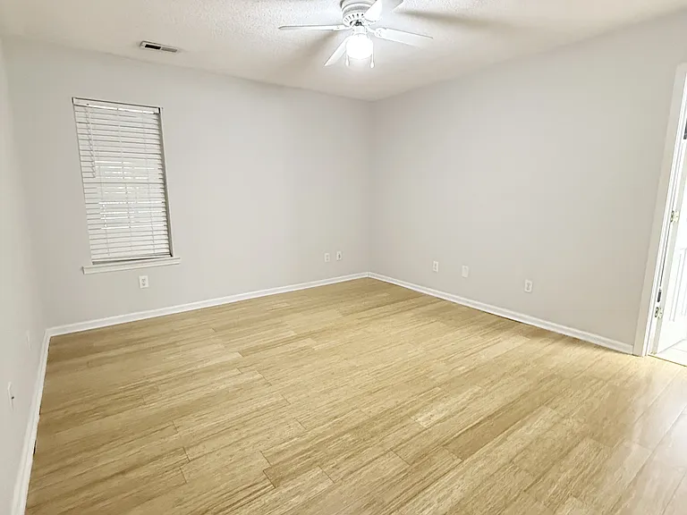 1132 Lancelot Ln — Photo 15