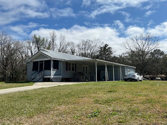 2nd image of 568 Willow Cir