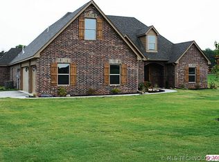 14923 E Fieldstone Dr, Claremore, OK 74017