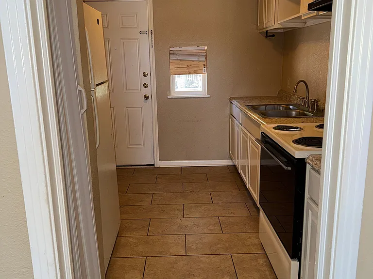 245 Deerwood Dr #245 — Photo 5