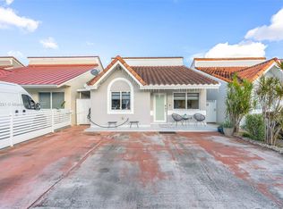 Amend Plt El Prado Countr, Hialeah, FL 33018