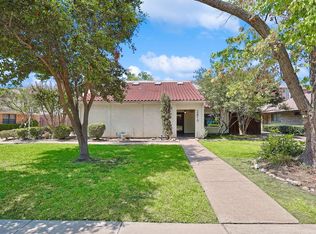 3819 Wooded Creek Dr, Farmers Branch, TX 75244