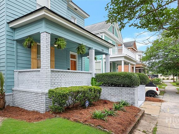 2nd image of 309 W 33rd Street