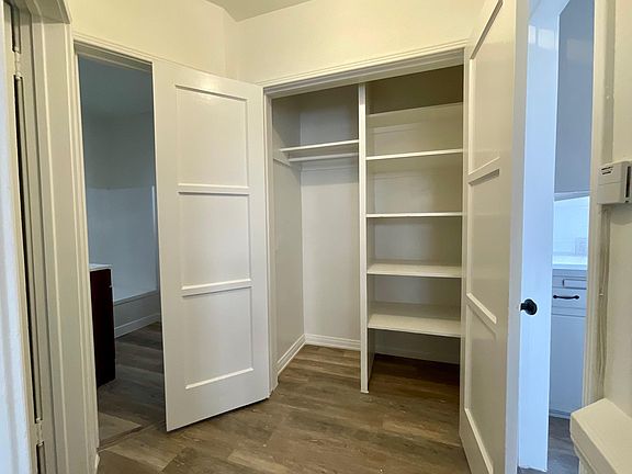 5th image of 1424 E Wilson Ave APT B