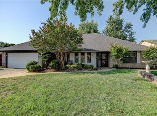 10320 Paisley Rd, Yukon, OK 73099