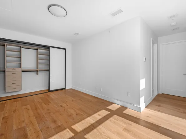 147 Hope Street image 6 of 11