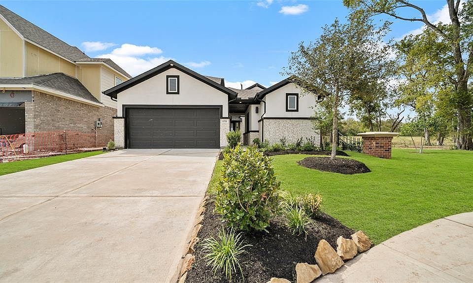 1st image of 10506 Hidden Rock Dr