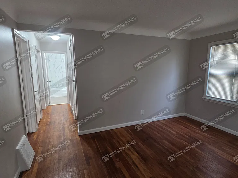 6444 Westwood St — Photo 6