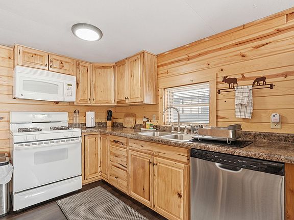 5th image of 46317 Lucretia Ln