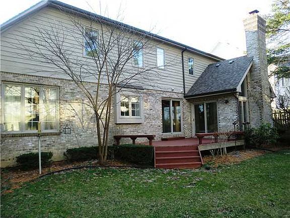 3rd image of 1326 E Tavistock Pl