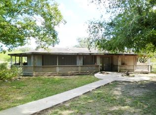 1103 Berger Rd, Victoria, TX 77905