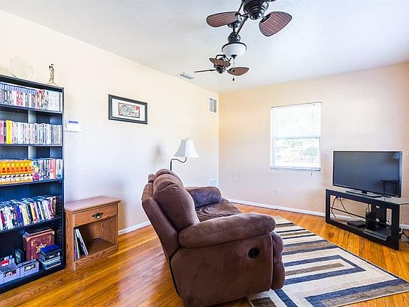 3rd image of 4860 10th St N