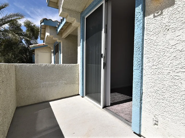 4960 Harrison Dr #233 — Photo 15