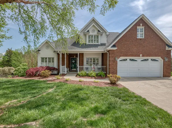 609 Kings Ridge Dr, Blountville, TN 37617