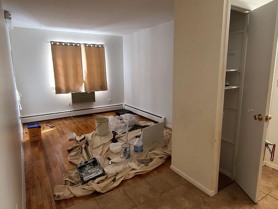 1st image of 4359 161st St Floor 1
