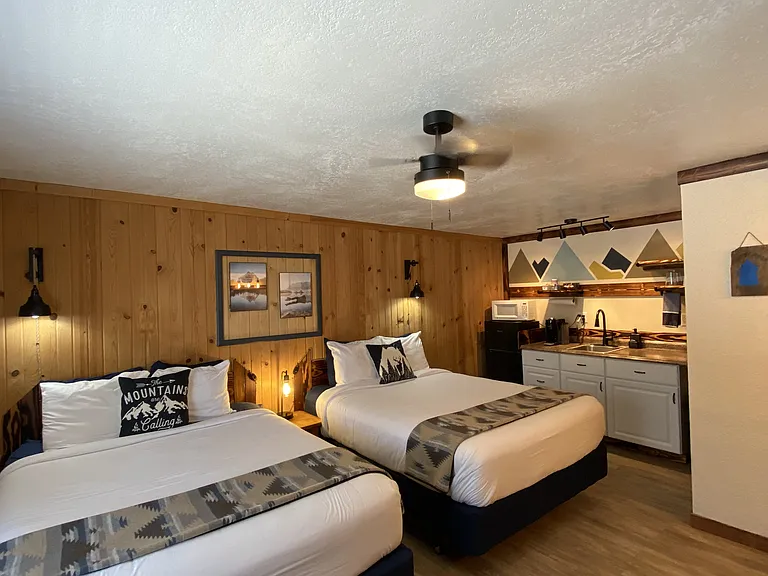 978 Highway 395 N — Photo 5