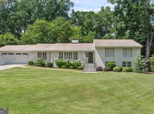 340 Forest Hills Dr, Sandy Springs, GA 30342