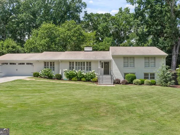 340 Forest Hills Dr, Sandy Springs, GA 30342