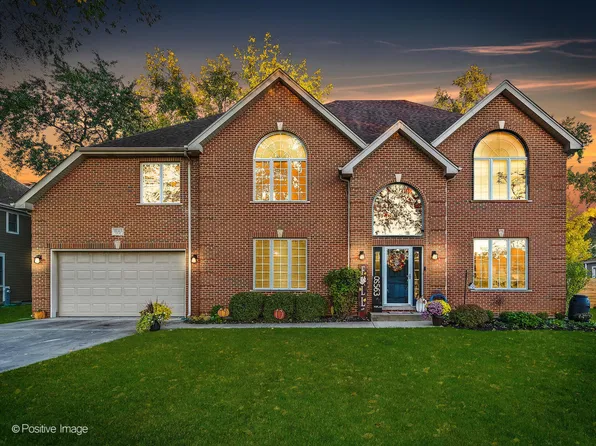 0S563 S Poplar Ave, Elmhurst, IL 60126