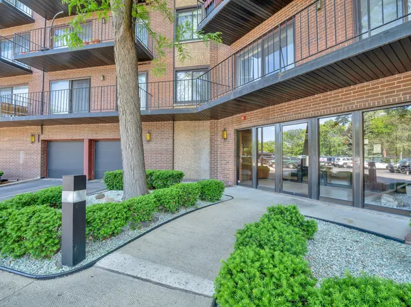 7601 Lincoln Ave APT 514, Skokie, IL 60077