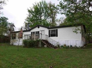 1879 N Willow Oak Rd, Gladewater, TX 75647