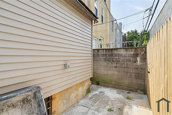 1814 S Taylor St — Photo 21
