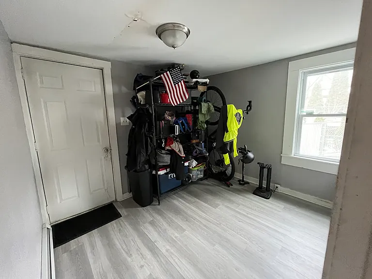 27 High St #102 — Photo 2