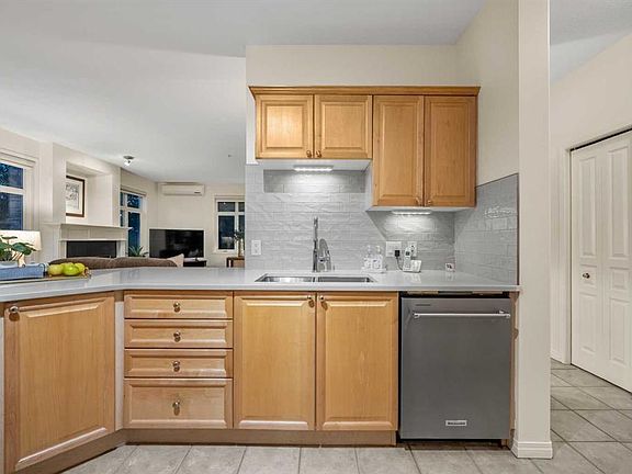 3rd image of 1104 Lake Fraser Ct SE #1104
