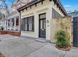 108 E Harris St, Savannah, GA 31401