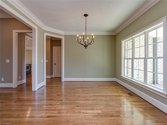 4th image of 7700 Honkers Hollow Ct