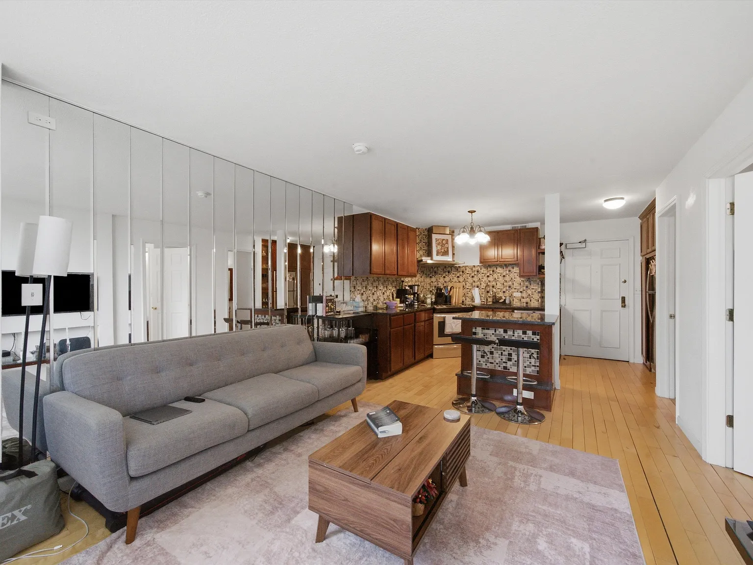 1 bed, $1,950 — Photo 4
