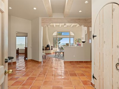 28 Camino Caballos Spur, Lamy, NM, 87540