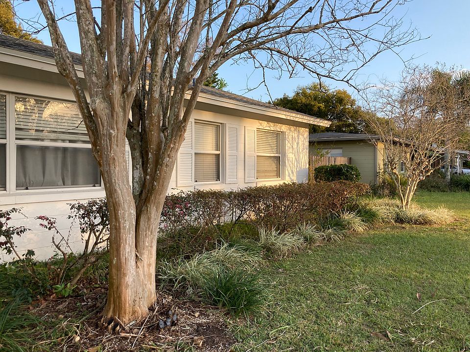 1st image of 888 Carnation Dr