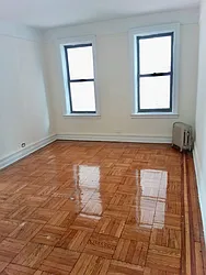 Rented by Roberto Guilbet, LREB