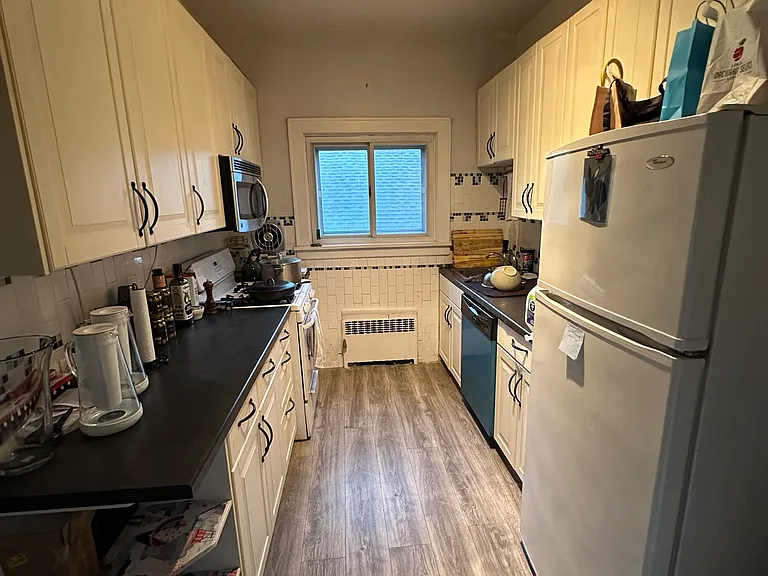25 S Monroe St #2 — Photo 12