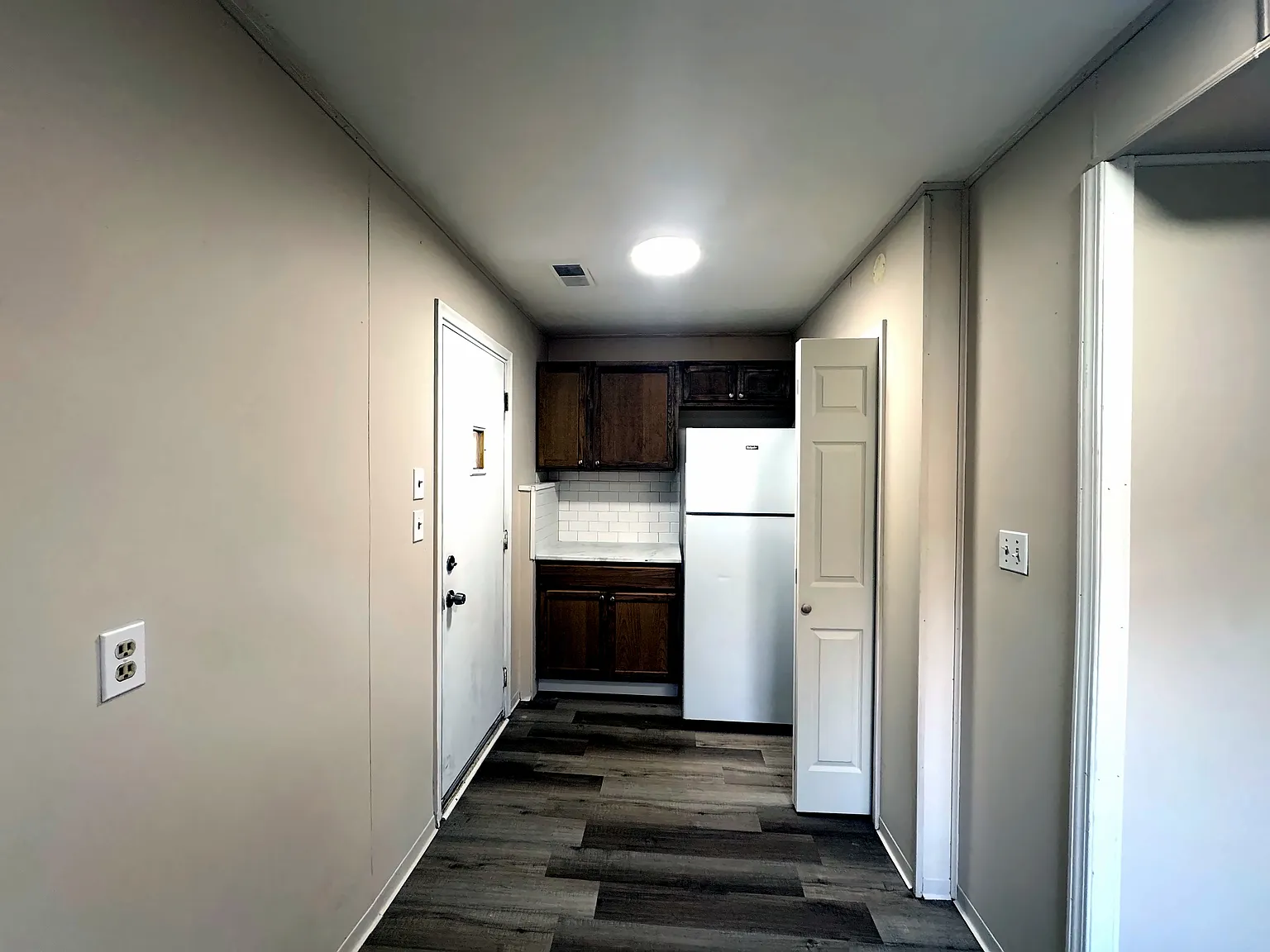 3 bed, 850 sqft, $1,495 — Photo 4