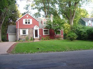 23 Houston Pl, Haworth, NJ 07641
