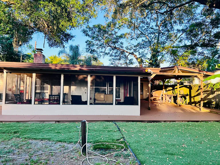610 Ventura Ave — Photo 40