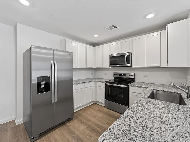 2065 East Gemini — Photo 14