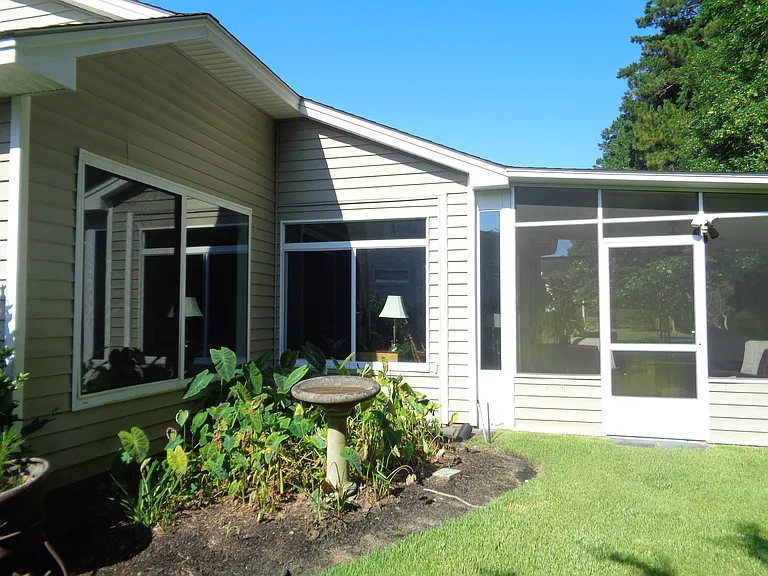 18 Chiffelle St — Photo 12