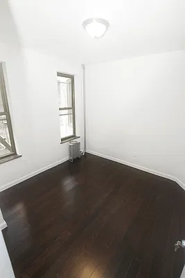 Rented by Jonis Realty | media 10