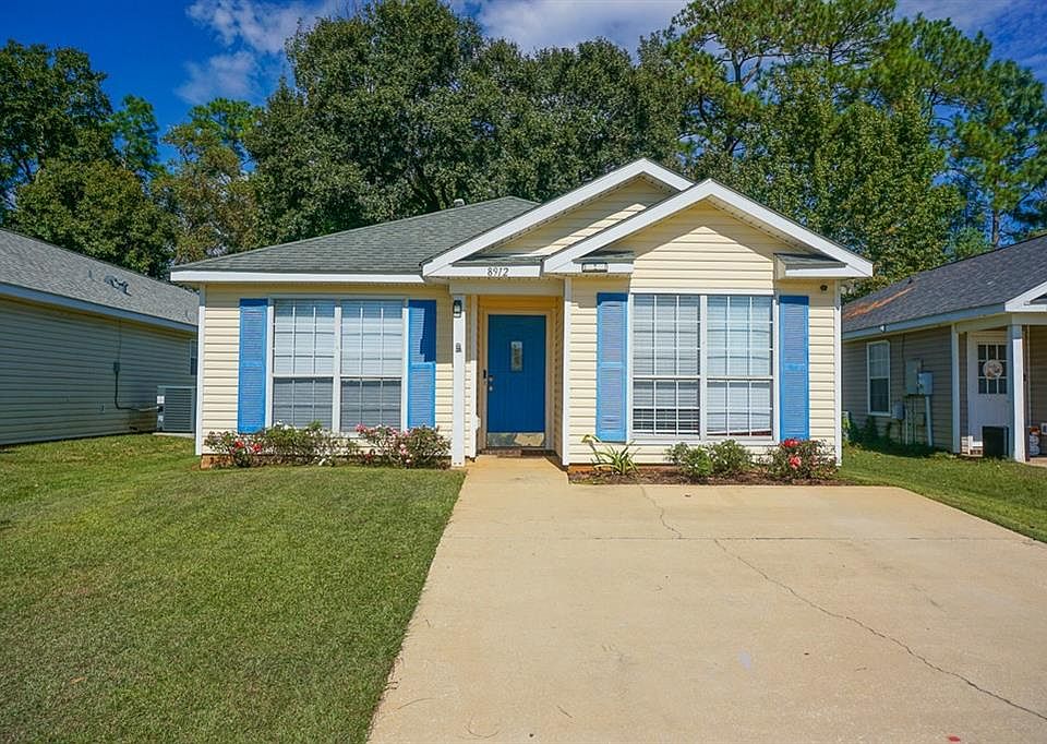 1st image of 8912 Fall Ct