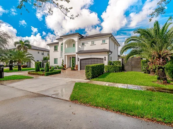 16234 NW 86th Ct, Miami Lakes, FL 33016