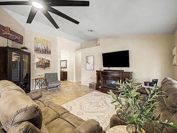 5th image of 3830 W Cetus St