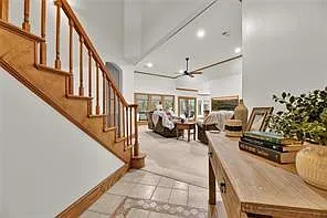 3 bed, 2.5 bath, 2649 sqft, $3,800 — Photo 2