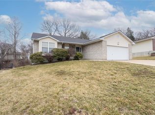 944 Falcon Dr, Imperial, MO 63052