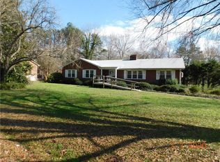 210 Forestview Dr, Elon, NC 27244